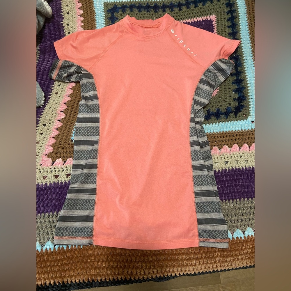Ripcurl athletic shirt